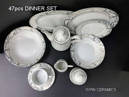 47 Head Ceramic Tableware Set Round Tableware Set Gold Wreath Flowers details Picture