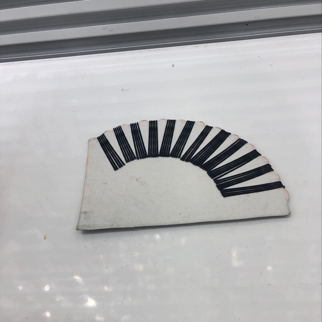 7065p黑色一字夹细节图