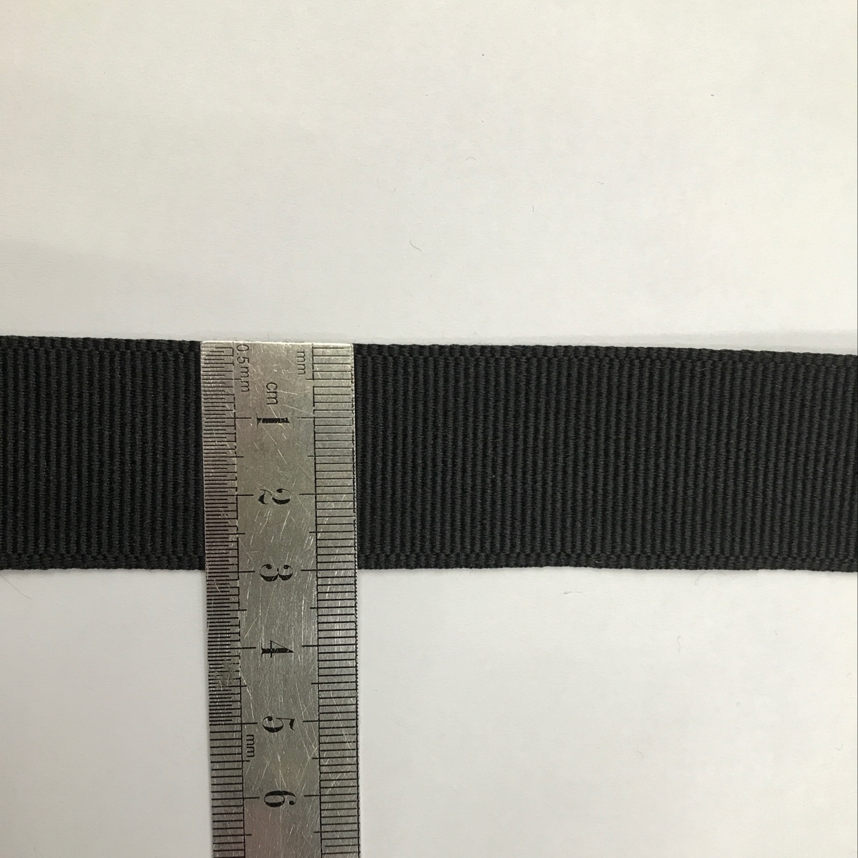 3 cm black webbing
