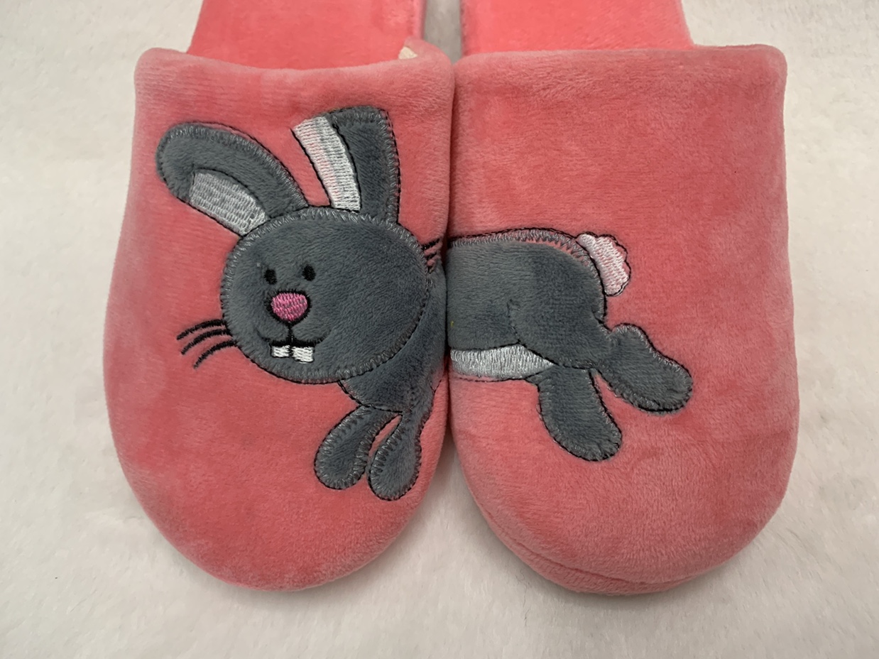 Cartoon left and right rabbit indoor home cotton slippers Application Scenario