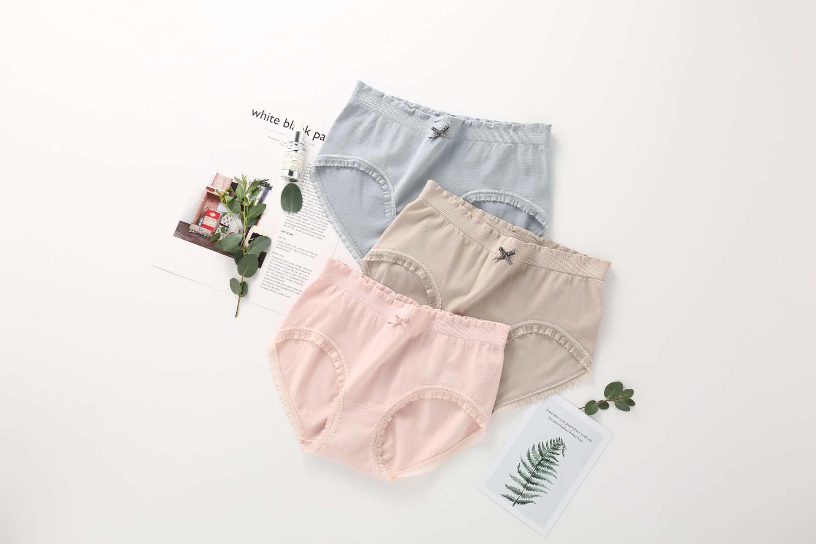 Underwear Woman C0262