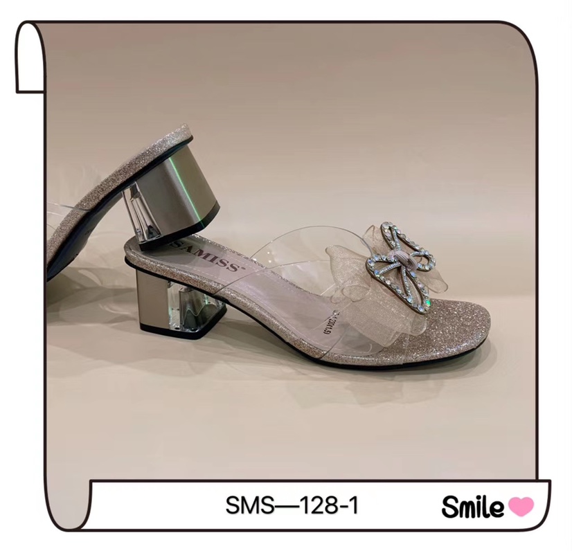 Slippers 5 details Picture