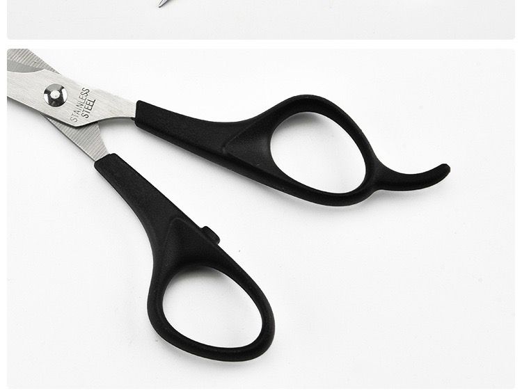 Factory direct sales support for street vending economy. High-quality flat scissors, household stainless steel flat scissors, beauty and hairdressing scissors, hairdressing scissors details Picture