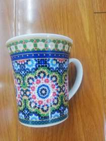 Creative ceramic cup with wide mouth pattern