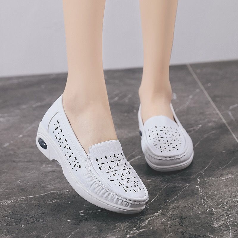 鞋底鞋面全黑白单鞋女工作鞋软底防滑护士鞋简约百搭四季鞋大码