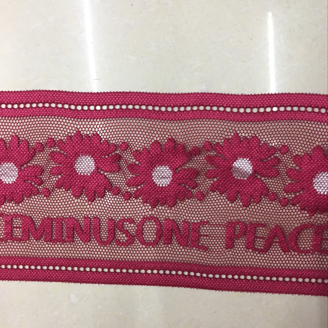 Hot-selling items in stock: 9.5cm warp knitted elastic lace, soft brocade lace, underwear, lace, and clothing accessories Specification image