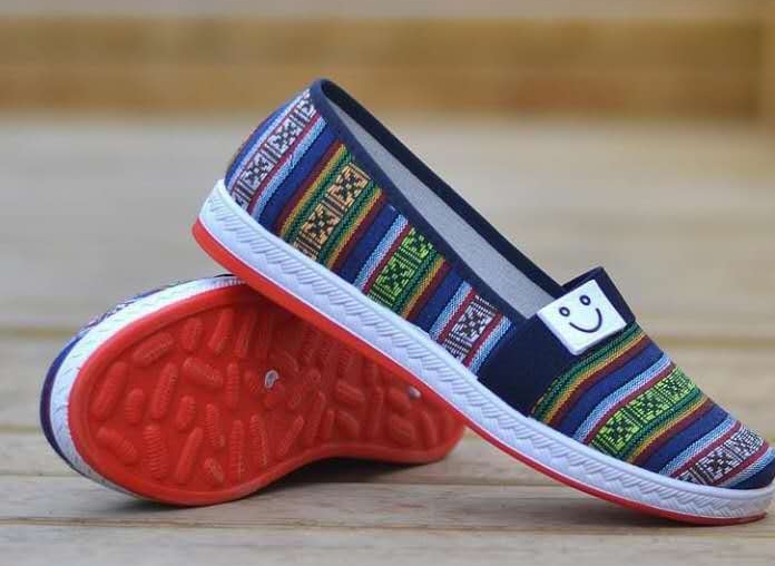 Injection-molded shoes, Grandma shoes