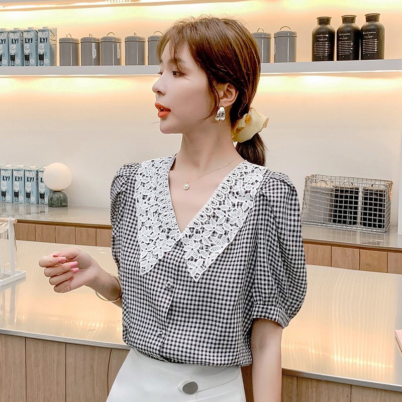 Black and white plaid shirt women's summer 2020 new lace doll collar top French vintage bubble sleeve short sleeve shirt thumbnail
