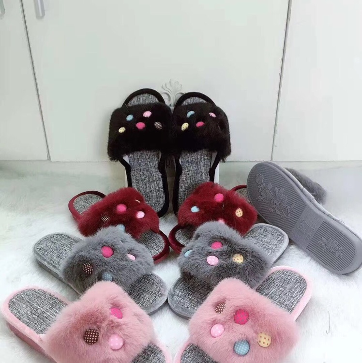 Cute popular slippers thumbnail