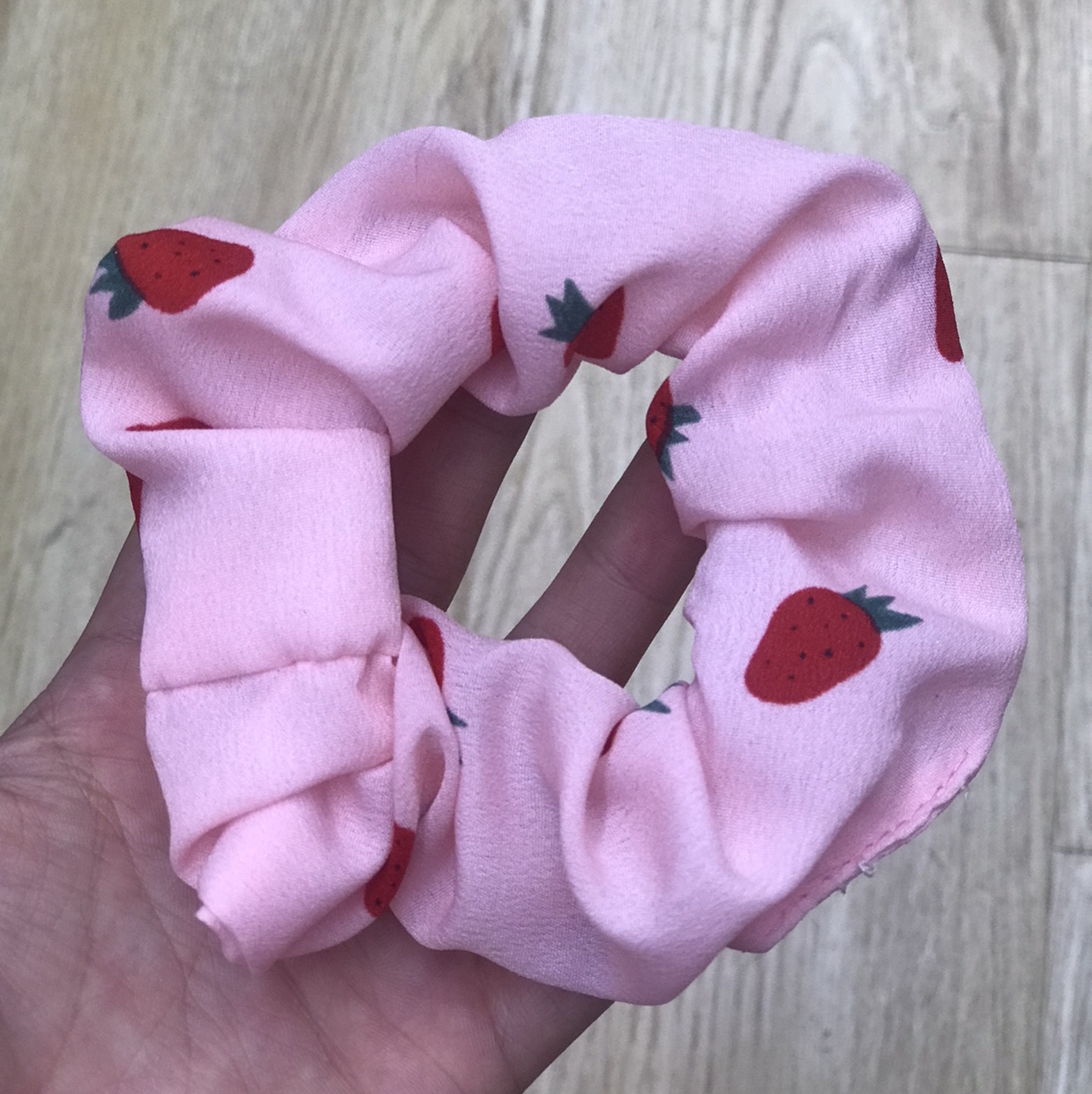 Strawberry Internet celebrity bestseller skin ring
