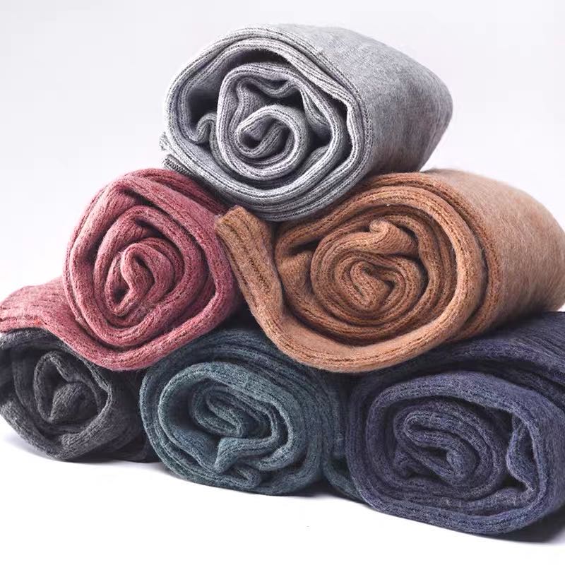 The shawl and scarf women's autumn and winter coat is a versatile and casual European and American style bestseller