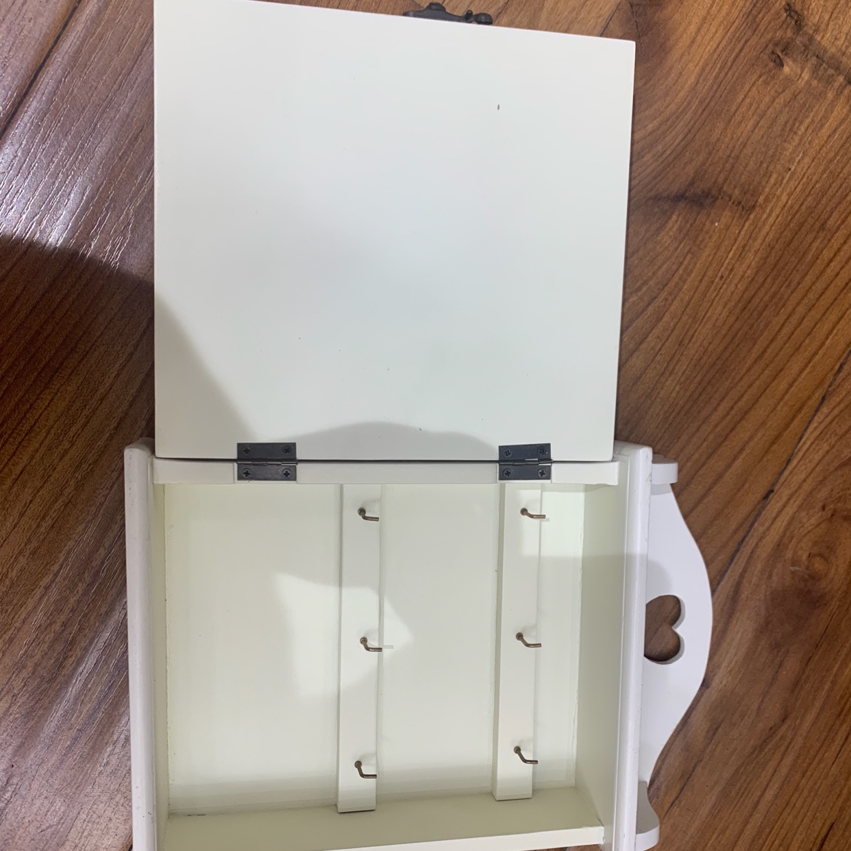 صندوق مفاتيح، صندوق مفتاح الوردة Specification image