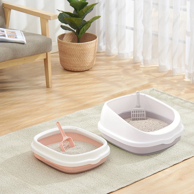 The semi-enclosed pet cat litter box can be detachable to prevent splashing of cat feces. The cat toilet comes with a cat litter shovel Application Scenario