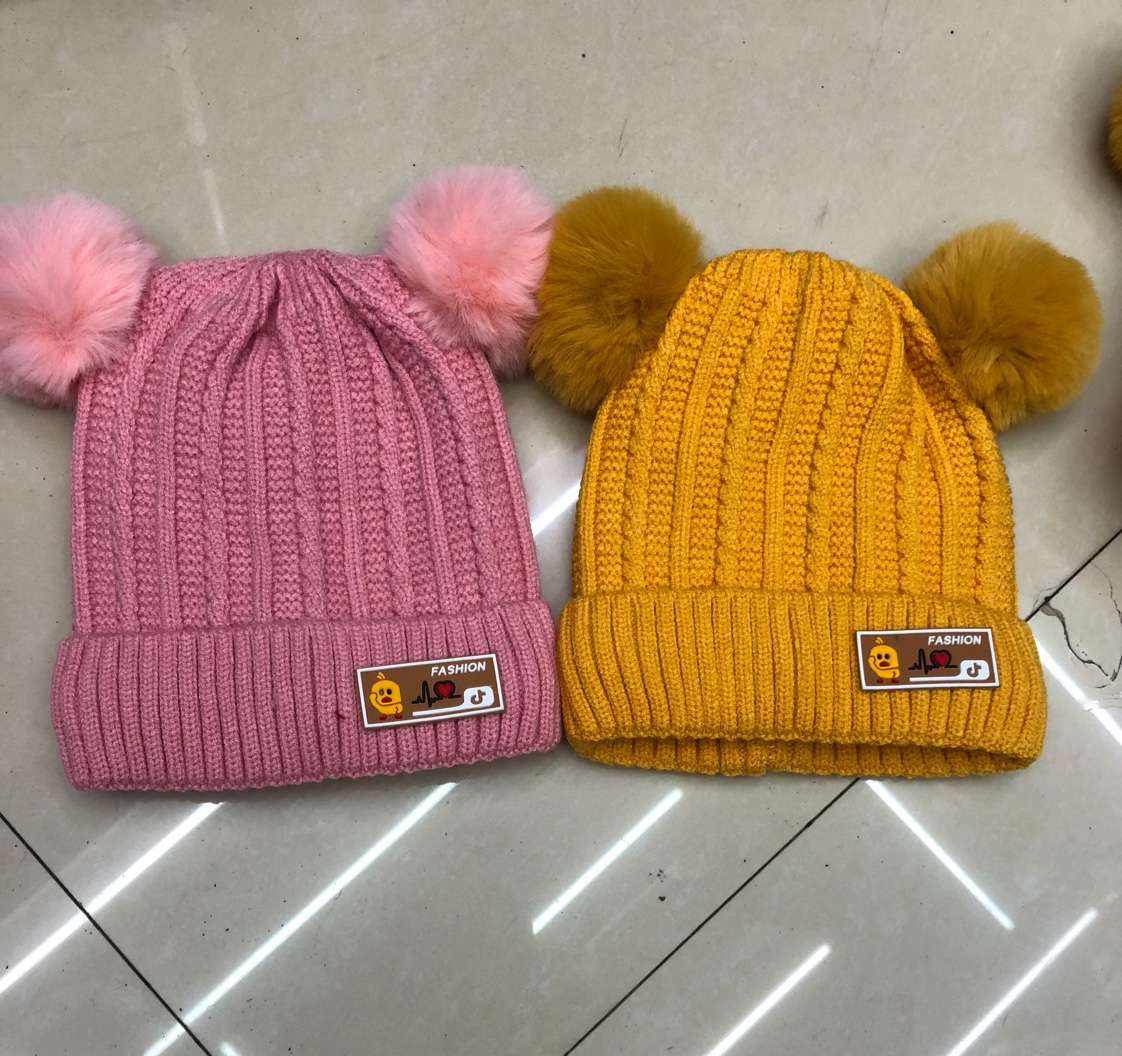 Core-wrapped yarn children's cute winter hat thumbnail