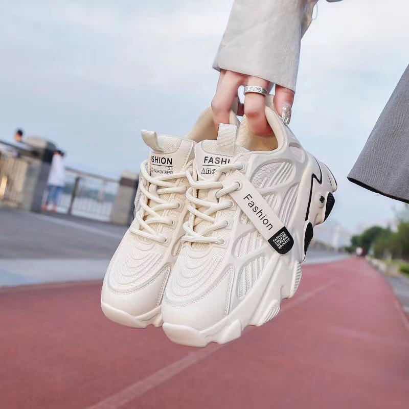 Celebrity Daddy Shoes details Picture