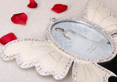 定做相框  相框厂家  滴油相框  小马相框 金属相框 蝴蝶相框细节图