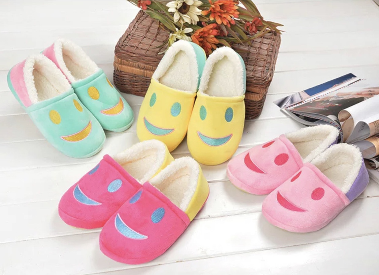 New winter women's cotton slippers with thickened smiley face and padded heels