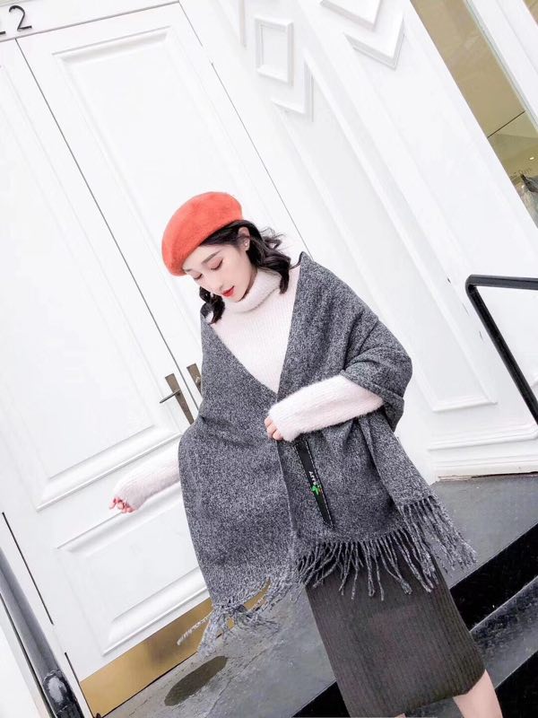 Monochrome Fashion Scarf