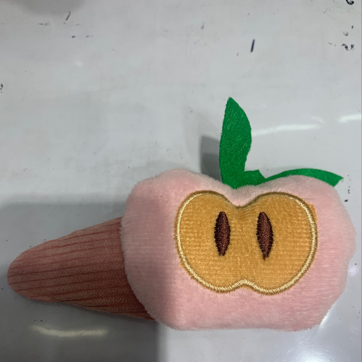Apple hairpin