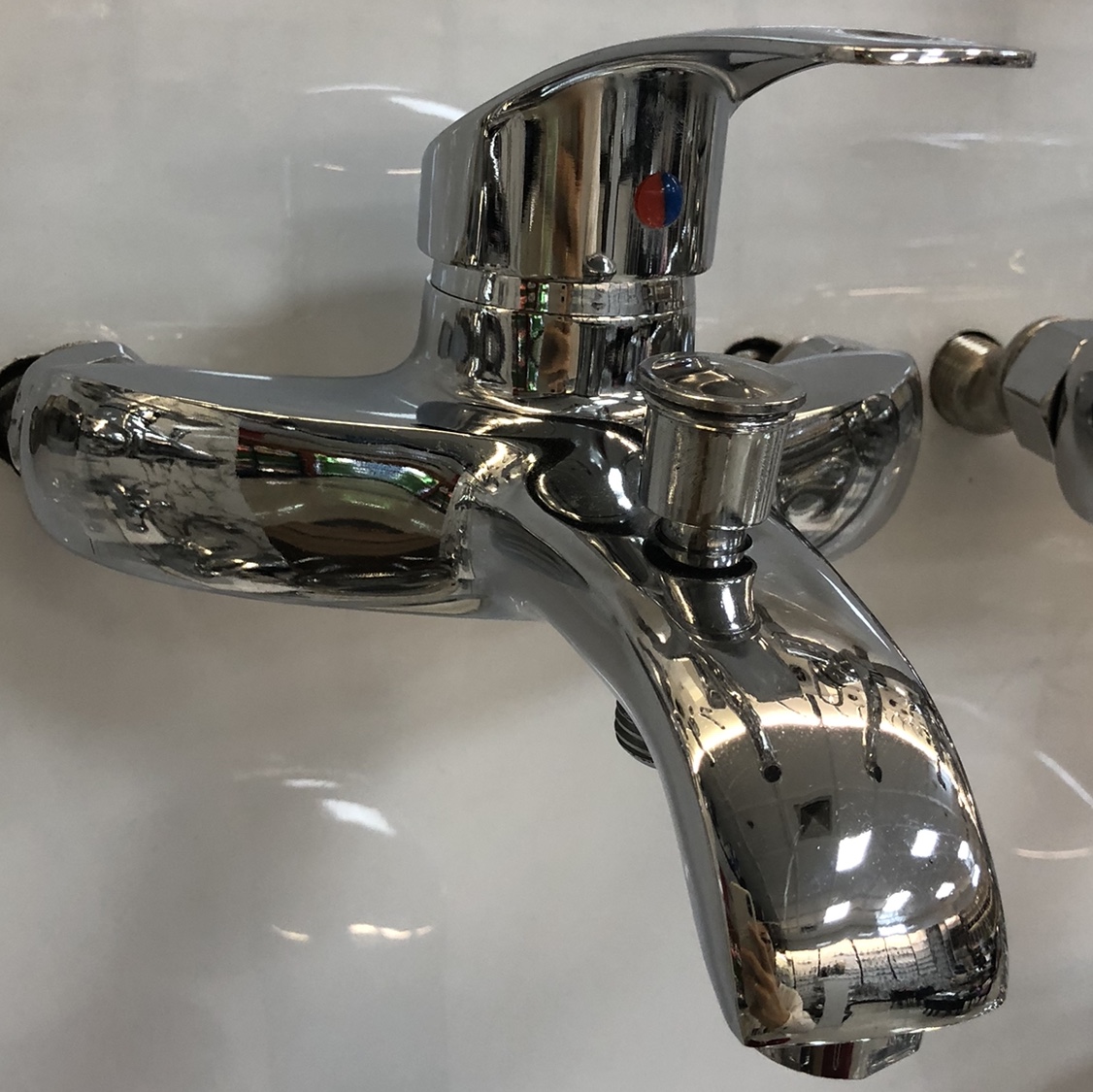 Sun triple faucet thumbnail