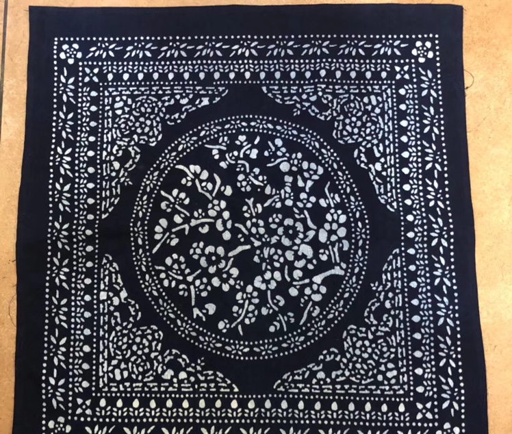 Cotton national printed square towel thumbnail