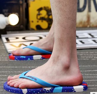 2019韩版潮流户外耐磨沙滩鞋 浴室防滑男士凉拖 人字拖男休闲拖鞋