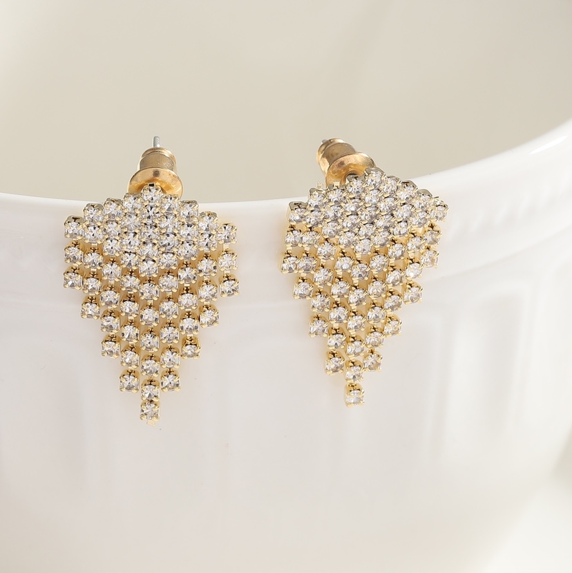 High sense earrings female minority joker exquisite short full diamond tassel earrings personality fashion joker earrings