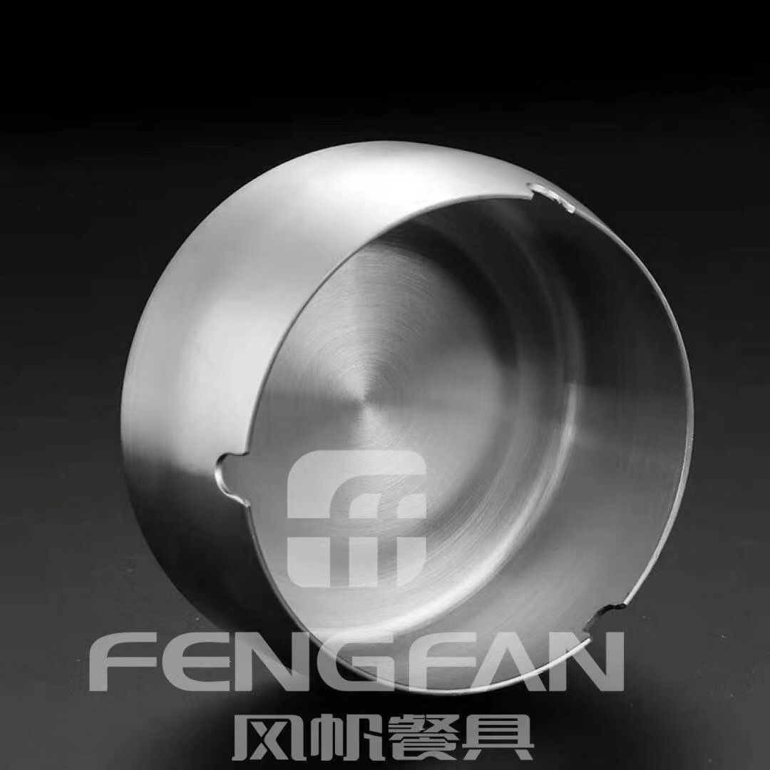 大烟灰缸产品图