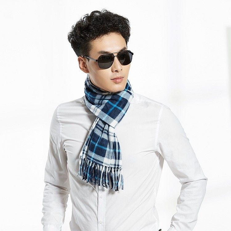 Men's Velvet Scarf - Double-Sided Design