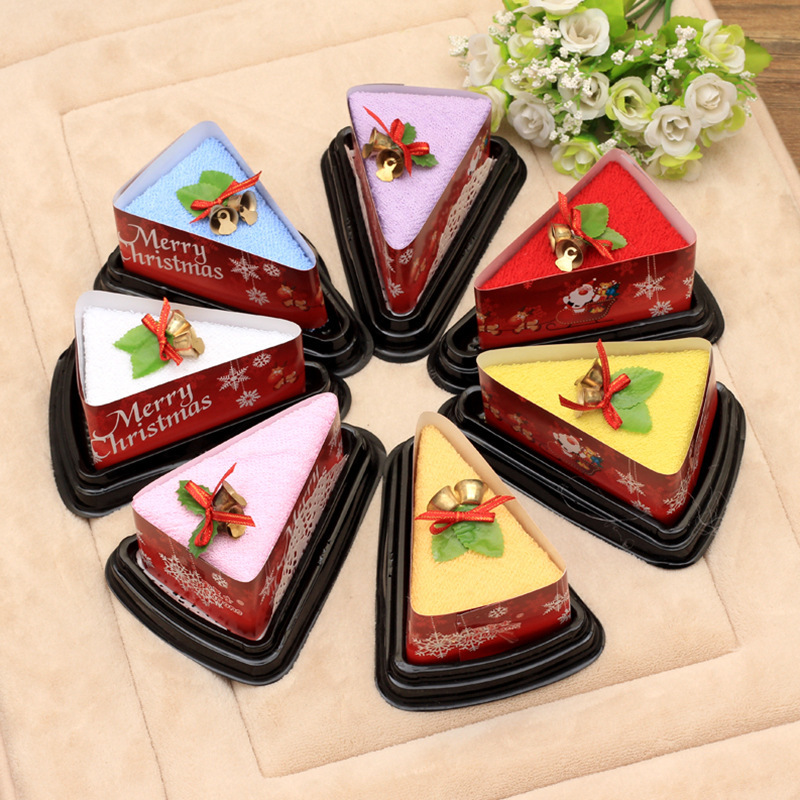 Christmas Triangle Creative Personality Shape Valentine's Day Birthday Party Decoration Supplies Wedding Gift Towel Wholesale Application Scenario
