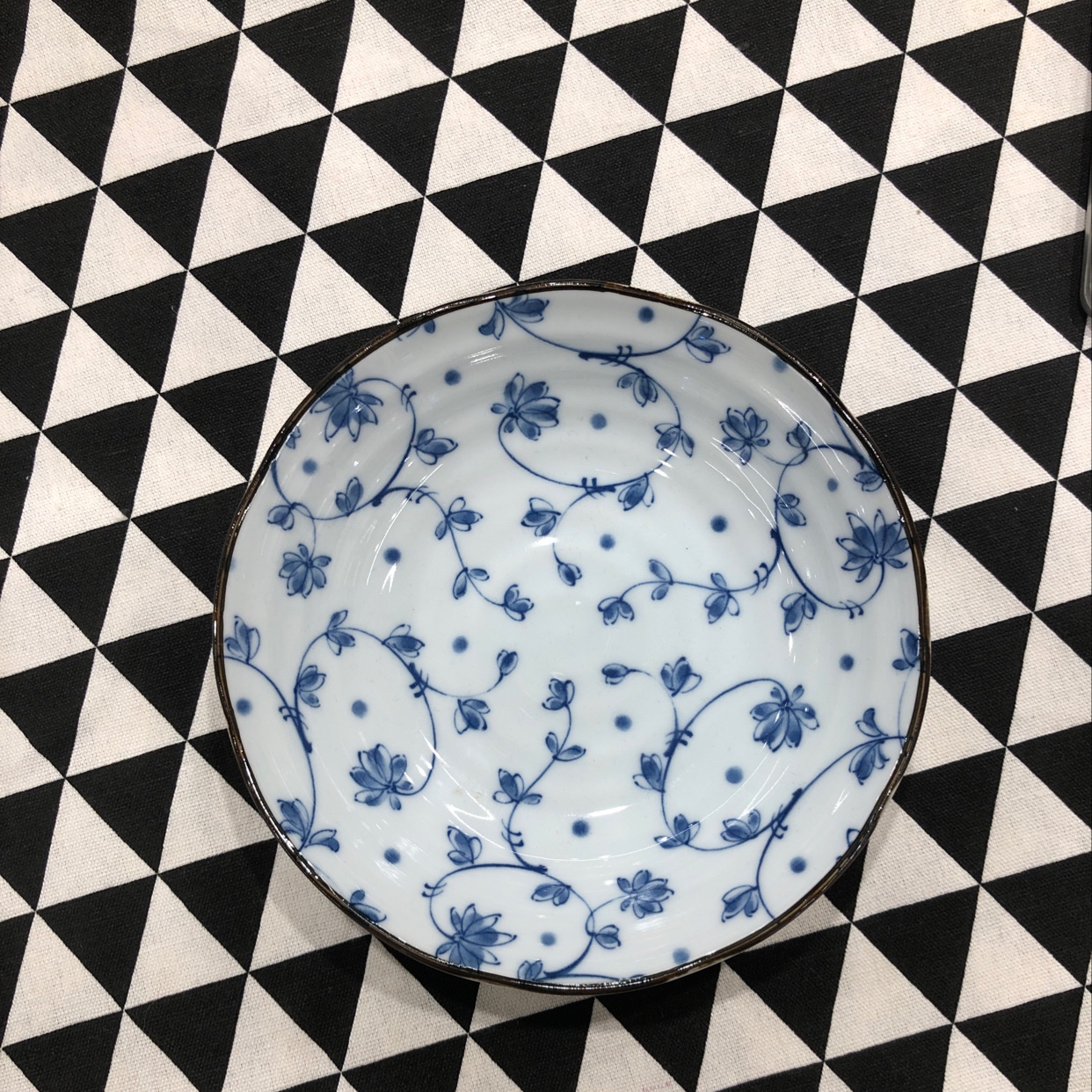 6.5-inch deep plate of Japanese imported Mino burnt Mantang grass