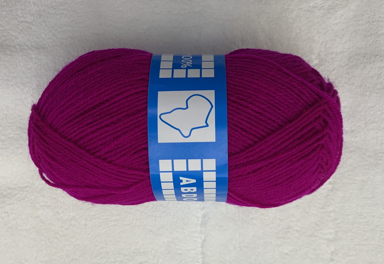 Three-strand blended wool yarn