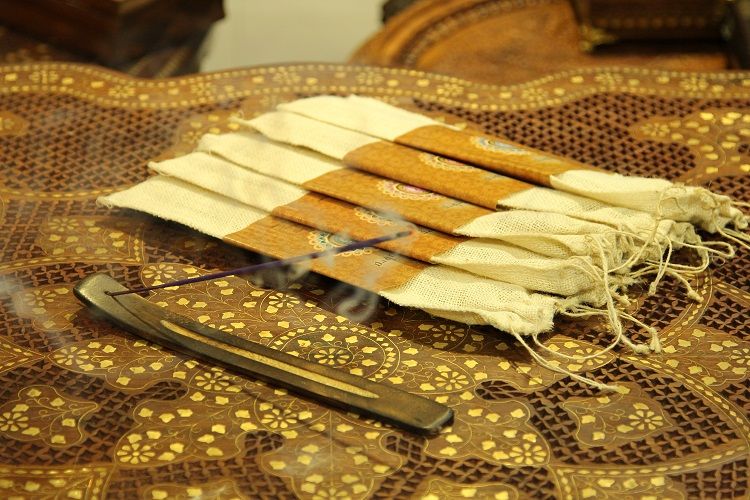 Indian imported Touch india bursel-packed incense, indoor long-lasting freshness, in stock available, batch available, mixed batch available detail image 5