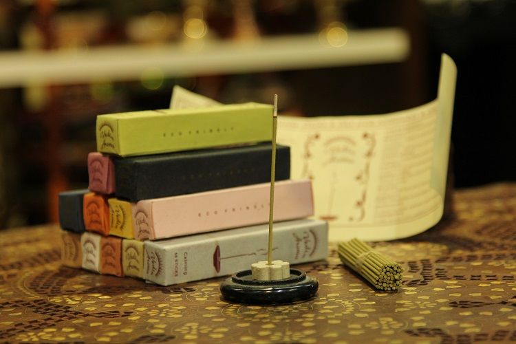 Indian imported VEDIC stick-less functional incense for home and office use, available in stock with various scents detail image 3