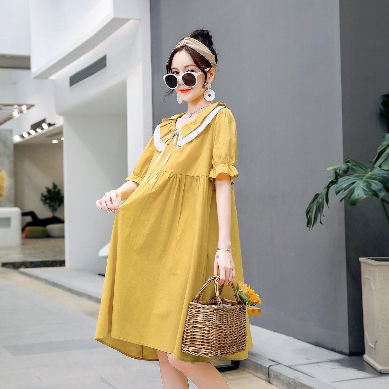 Maternity wear 2020. Fashion mommy maternity dress doll collar thumbnail