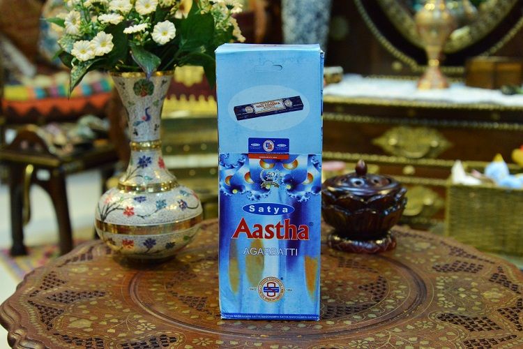 Large box of Indian incense satya Truth Square Box incense sticks for home indoor long-lasting burning. In stock. Minimum order quantity: 3 pieces. Mixed orders are available