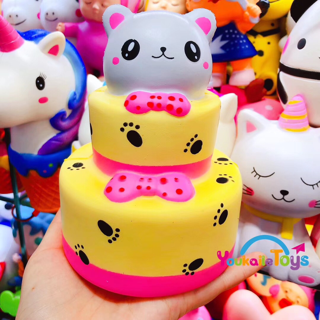 Factory Direct Pu Slow Rebound Foam Decompression Squishy Simulation Toy Giant Pegasus Unicorn Cake Bear