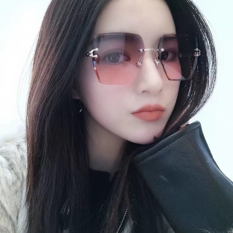 Rimless, rimless, large rimless glasses make a lot of popular pieces