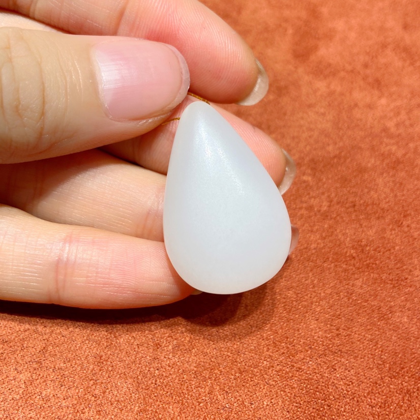 Hetian jade pendant unharmed brand natural pendant gift