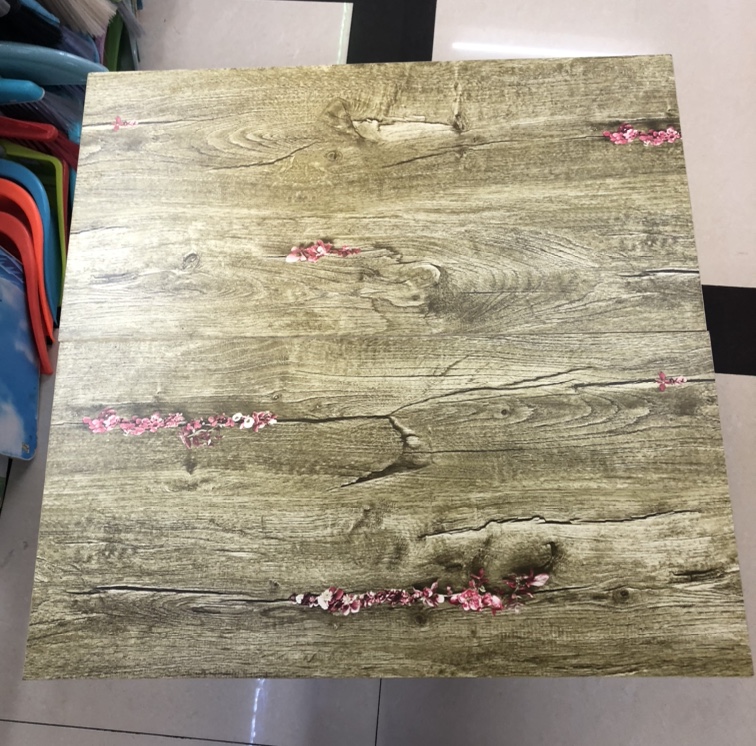 Folding table details Picture
