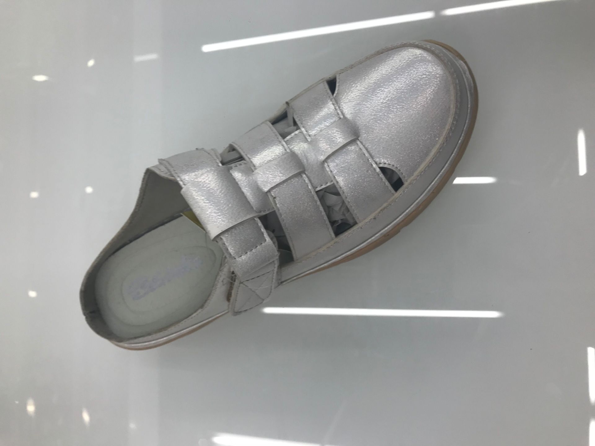 Ladies sandals half drag thumbnail