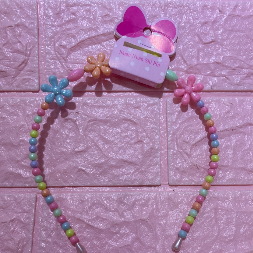 Child AB bead head buckle six petal flower shape thumbnail