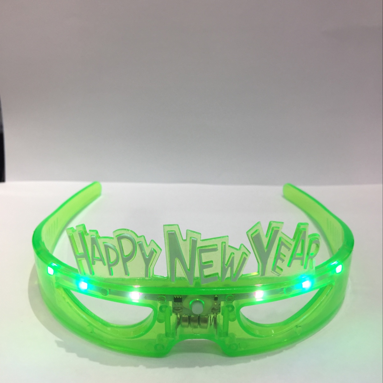 发光新年眼镜白底实物图