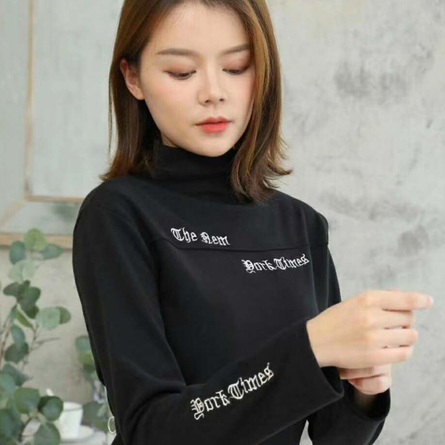 Embroidered cuff decoration front piece design fashion trend leisure thumbnail