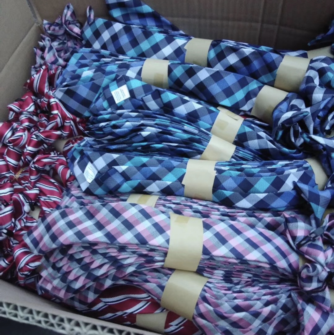 商务领带细节图