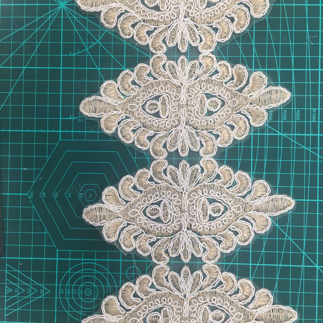 Bone line of bar code