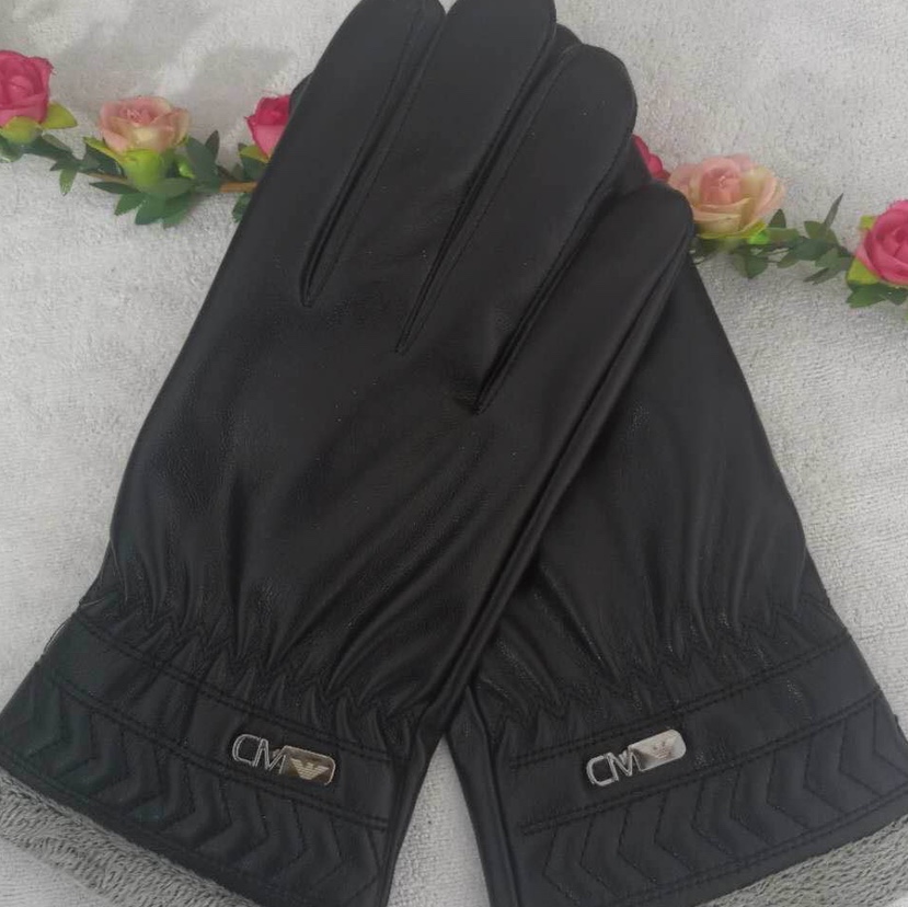 Imitation sheepskin gloves for men thumbnail