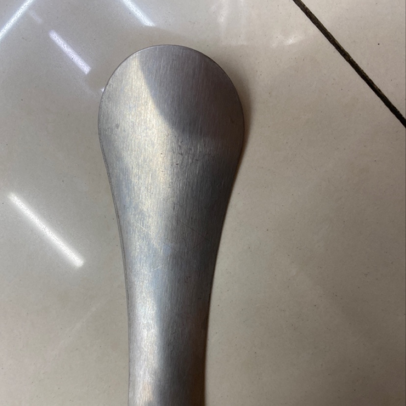 鞋拔子。适合弯腰不方便人群