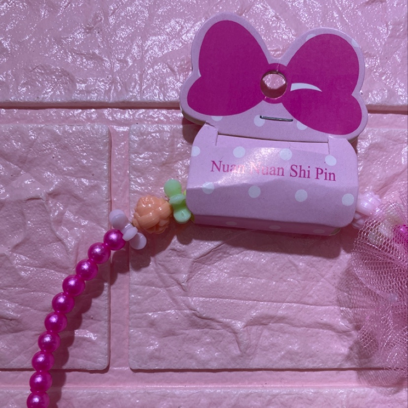 Children's beaded pearl headband lace flower pearl hair band warm Application Scenario