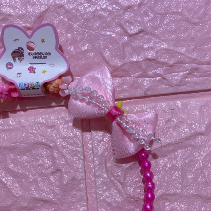 Children's beaded pearl headbands, bow tie flowers, and bow tie flowers are cute and warm Specification image